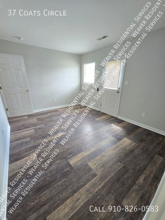 37 Coats Cir in Benson, NC - Building Photo - Building Photo