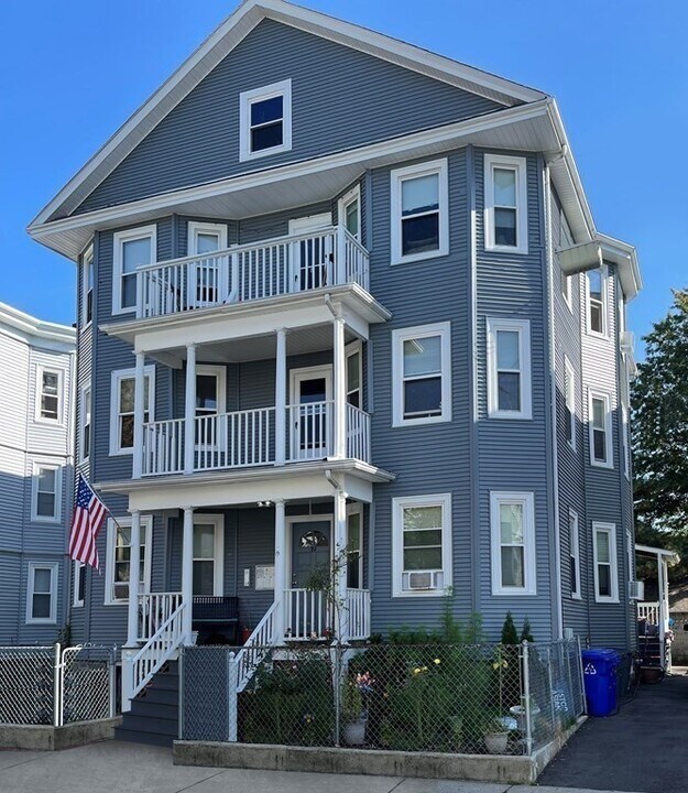 19 Montfern Ave in Boston, MA - Building Photo