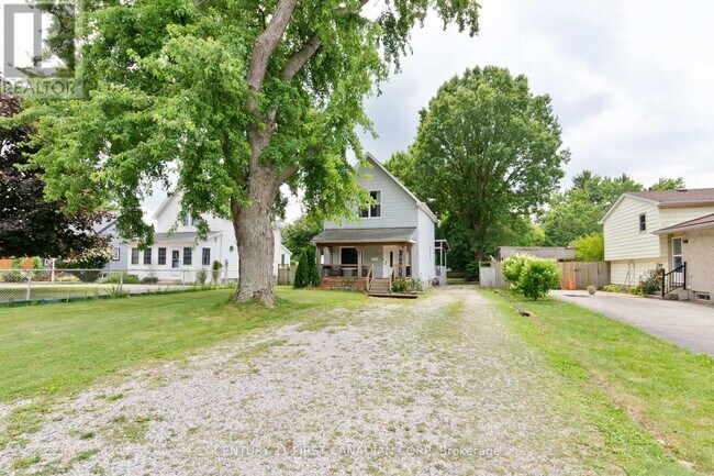 41 S Edgeware Rd in St Thomas, ON - Building Photo - Building Photo