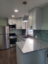 201 Gray St, Unit 1st. Floor in Chester, PA - Building Photo - Building Photo