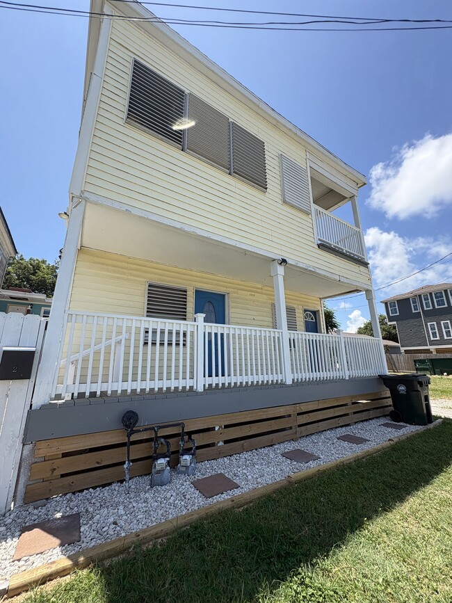 property at 1213 28th St
