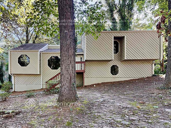 property at 2057 Kinridge Ct