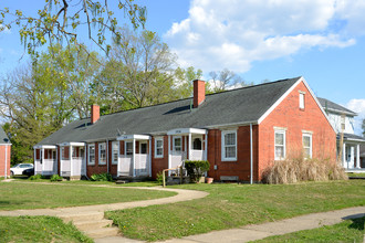 1956 Victoria Ave in Dayton, OH - Building Photo - Building Photo