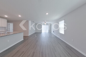 8613 SW 43rd Ter in Ocala, FL - Building Photo - Building Photo