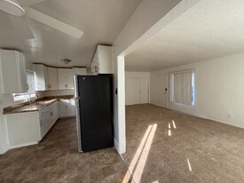 1327 Ashby Ave in Berkeley, CA - Building Photo