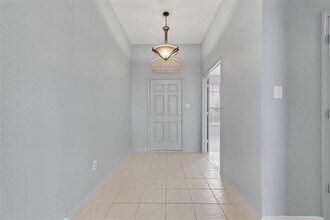 2830 Rochester Ct in Grand Prairie, TX - Building Photo - Building Photo