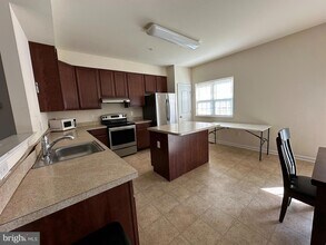 103 Russell Ln in Newark, DE - Building Photo - Building Photo