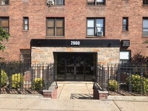 2860 Bailey Ave in Bronx, NY - Foto de edificio - Building Photo