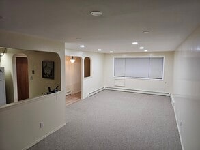 7214 Bergen Ct, Unit #2 in Brooklyn, NY - Foto de edificio - Building Photo
