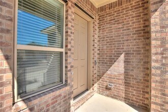228 McFarland St in Georgetown, TX - Foto de edificio - Building Photo