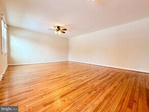 2205 Washington Ave in Silver Spring, MD - Building Photo - Building Photo