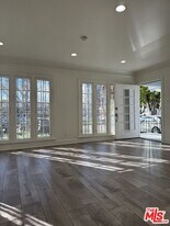 734 S Gramercy Pl in Los Angeles, CA - Building Photo