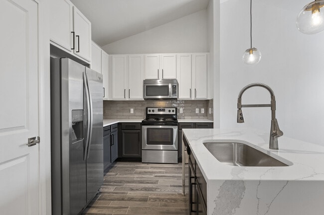 Ashwood in Pflugerville, TX - Foto de edificio - Building Photo