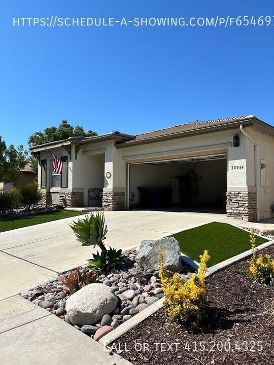 30934 Crystalaire Dr in Temecula, CA - Building Photo