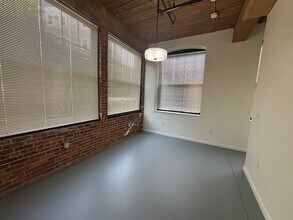 88 Gerrish Ave, Unit 110 in Chelsea, MA - Building Photo - Building Photo