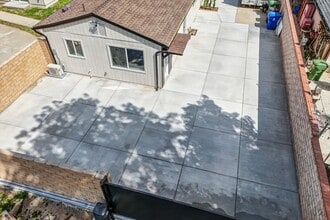 20738 Bryant St in Winnetka, CA - Building Photo - Building Photo