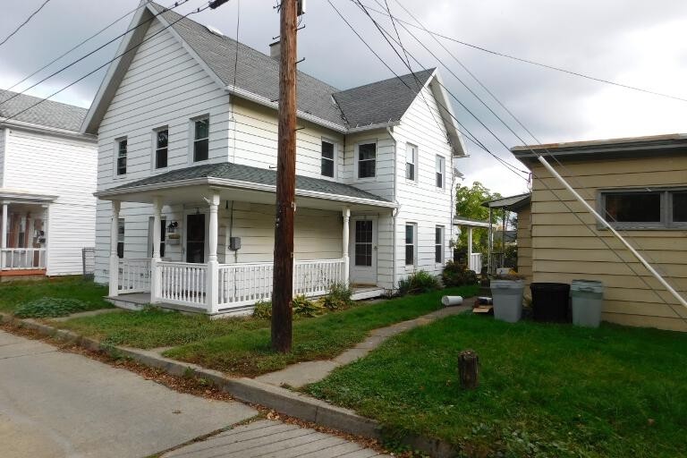 2 Florence Ave in Binghamton, NY - Building Photo