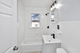 41 Suncrest Rd in Boston, MA - Building Photo - Building Photo