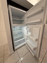 1885 NE 121st St in North Miami, FL - Foto de edificio - Building Photo