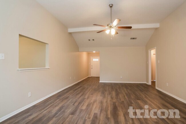 3714 Windy Haven Dr in Houston, TX - Building Photo - Building Photo