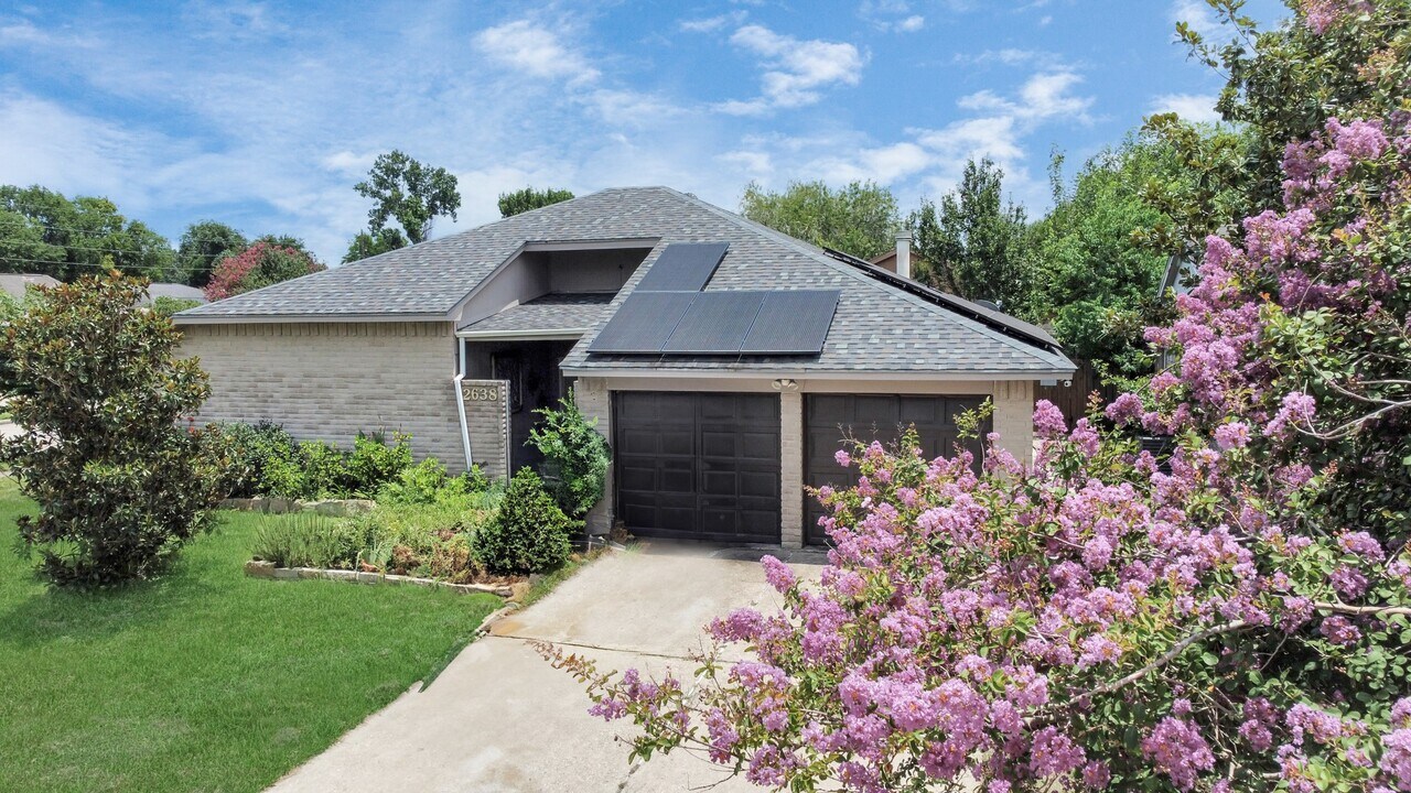 2638 S Camden Pkwy in Houston, TX - Building Photo