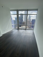 240 E Illinois St, Unit 1801 in Chicago, IL - Building Photo - Building Photo