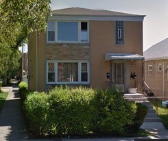 5501 W Dakin St, Unit First floor in Chicago, IL - Building Photo