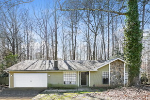 1582 Kings Ridge Dr NW in Norcross, GA - Building Photo