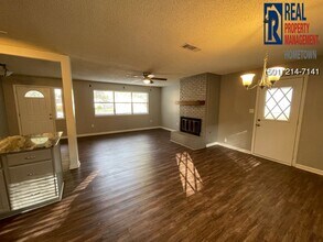 2712 Carywood Dr in Bryant, AR - Building Photo - Building Photo