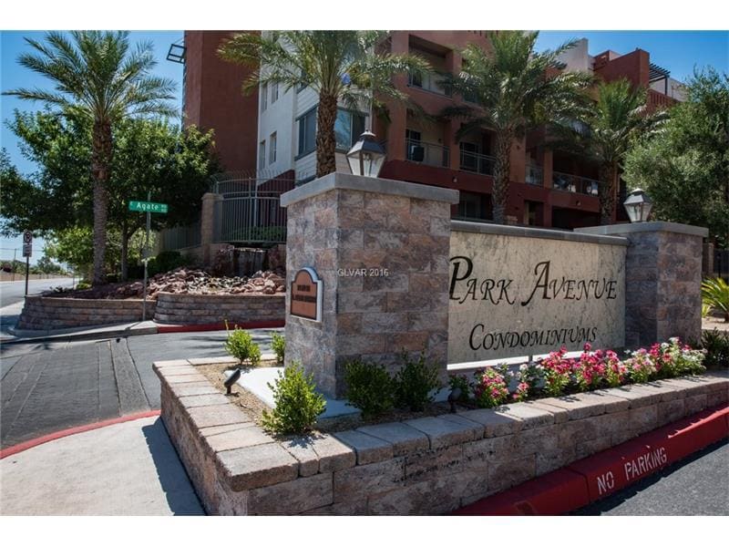 23 E Agate Ave, Unit 401 in Las Vegas, NV - Building Photo