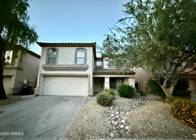 2528 W Straight Arrow Ln in Phoenix, AZ - Building Photo - Building Photo