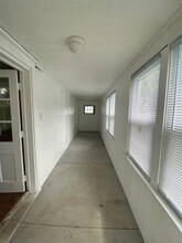 1239 4th St-Unit -1239 Fourth St Downstairs in Slatington, PA - Building Photo - Building Photo