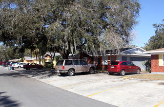 Duchess Quads in Lakeland, FL - Foto de edificio - Building Photo