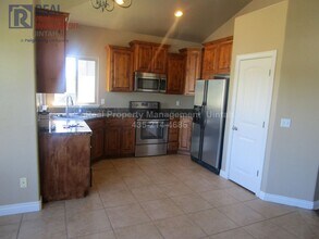 51 E 1100 S in Vernal, UT - Building Photo - Building Photo
