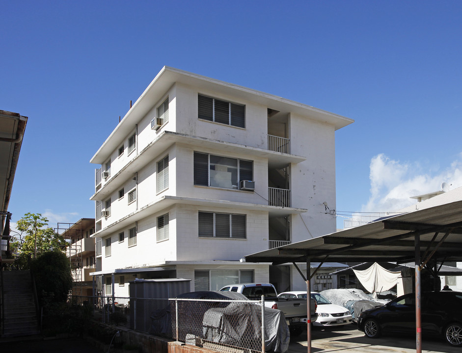 738 Cedar St in Honolulu, HI - Building Photo