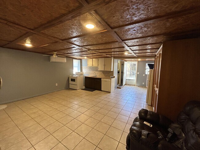 523 E Jackson Ave in Mcalester, OK - Building Photo - Building Photo