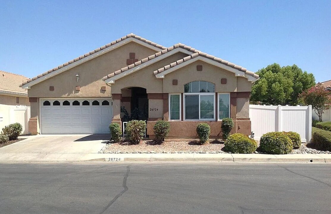 26724 Tropicana Dr in Menifee, CA - Building Photo