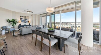 4425 Sharon Rd, Unit 1 in Charlotte, NC - Building Photo - Building Photo