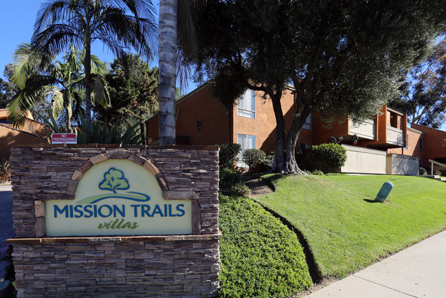 Mission Trails Villas in San Diego, CA - Building Photo - Building Photo