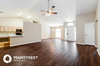 33303 Lake Bend Cir in Leesburg, FL - Foto de edificio - Building Photo