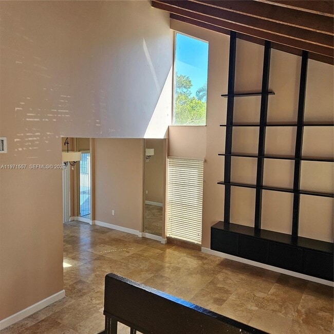 914 NW 106th Ave Cir in Miami, FL - Building Photo - Building Photo