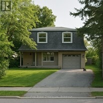 61 Vanier Dr in Guelph, ON - Building Photo