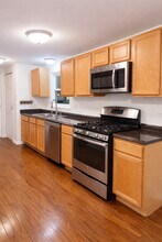 222 Harrison St in Carpentersville, IL - Building Photo - Building Photo