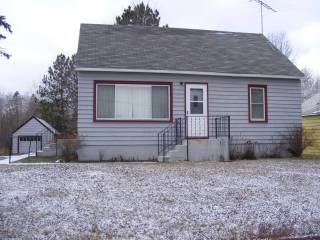 216 W Lake St in Chisholm, MN - Building Photo