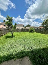 5621 Thunder Gulch Dr in Austin, TX - Building Photo - Building Photo