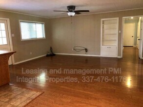 310 S Audubon Blvd in Lafayette, LA - Building Photo - Building Photo