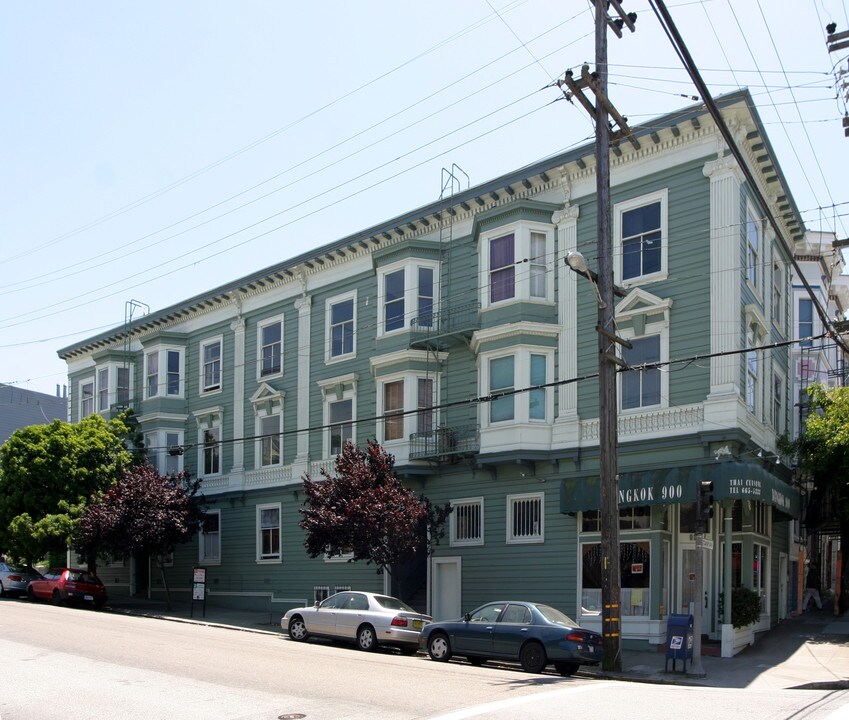 491 Frederick St in San Francisco, CA - Building Photo