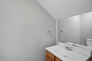 2170 Sharkey Rd in Morehead, KY - Building Photo