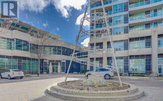 33-2833 Elm Dr W in Mississauga, ON - Building Photo - Building Photo