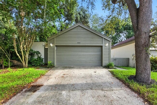 property at 4404 Oak Harbor Dr